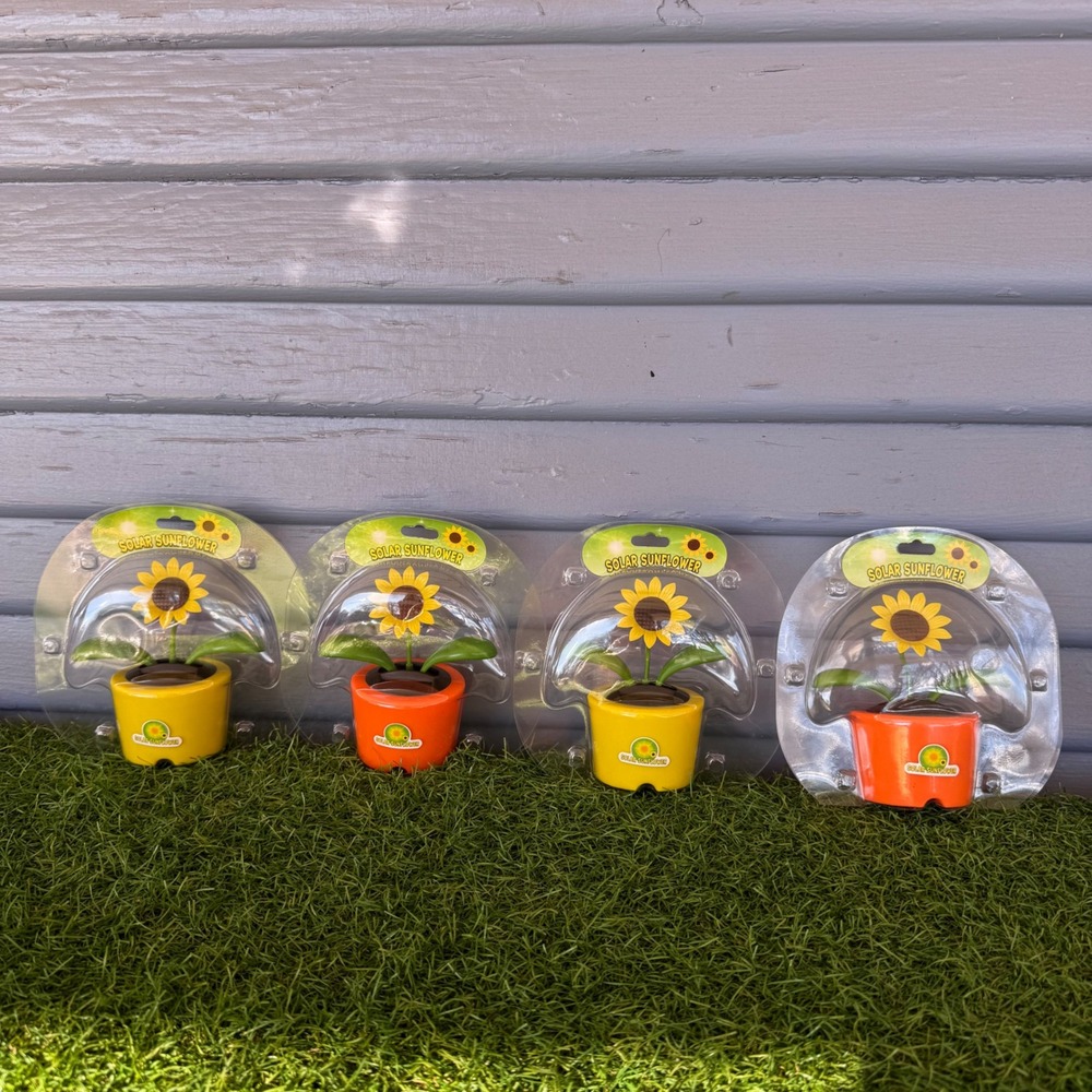 Solar Powered Dancing Sunflower Desk Decor‎ Greenbrier International Set of 4